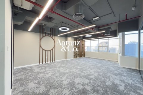 111m² Office in Jumeirah Lake Towers, UAE No. 161610