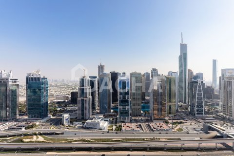 Apartment de 4 dormitorios en West Avenue Tower, UAE No. 162130 5