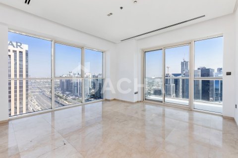 Apartment de 4 dormitorios en West Avenue Tower, UAE No. 162130 30