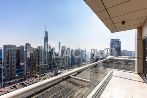 Apartment de 4 dormitorios en West Avenue Tower, UAE No. 162130 4