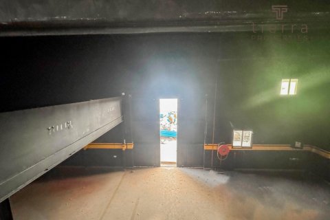 Warehouse de 464.5m² en Al Quoz, UAE No. 47664 7