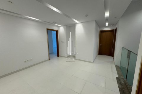 Duplex de 3 dormitorios en Al Raha Beach, UAE No. 22927 9