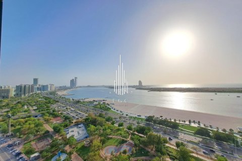3 bedrooms Apartment in Corniche Road, UAE No. 24626