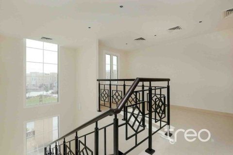 4 غرف نوم فيلا في Rahat, الإمارات العربية المتحدة رقم 220787 18
