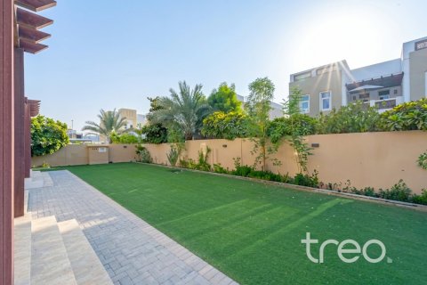 4 غرف نوم فيلا في Rahat, الإمارات العربية المتحدة رقم 220787 25