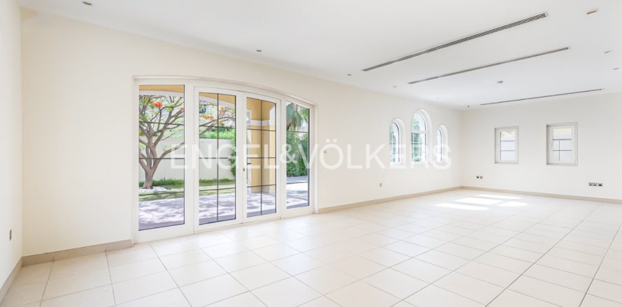 3 غرف نوم فيلا في Jumeirah Islands, الإمارات العربية المتحدة رقم 147205