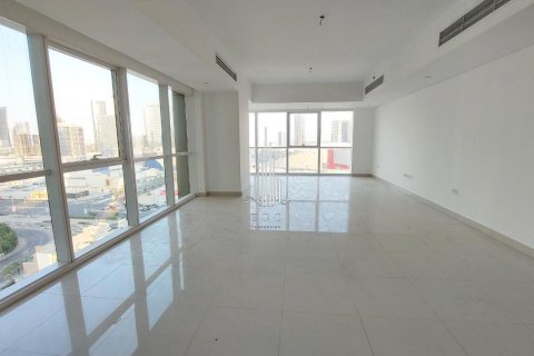 2 bedrooms Apartment in Al Reem Island, UAE No. 37270 6