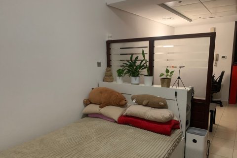Studio Apartment in Jumeirah Lake Towers, UAE No. 212961 3
