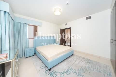 Apartment de 3 dormitorios en FIVE Palm Jumeirah, UAE No. 223628 7