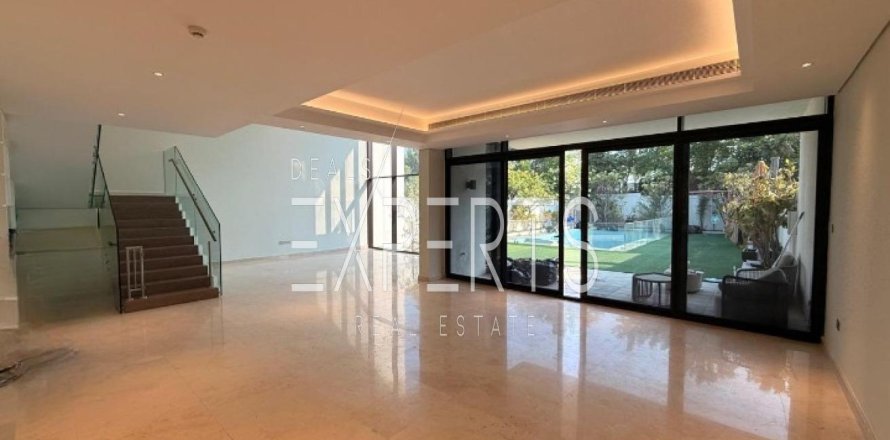 Townhouse de 4 dormitorios en  Saadiyat Island, UAE No. 224283