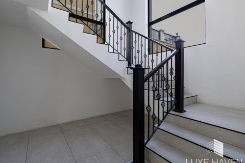 Вилла с 4 спальнями в Legacy Nova Villas, ОАЭ №14763 17