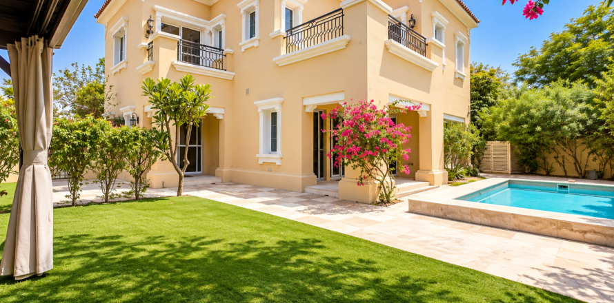 4 bedrooms Villa in Alvorada, UAE No. 212790