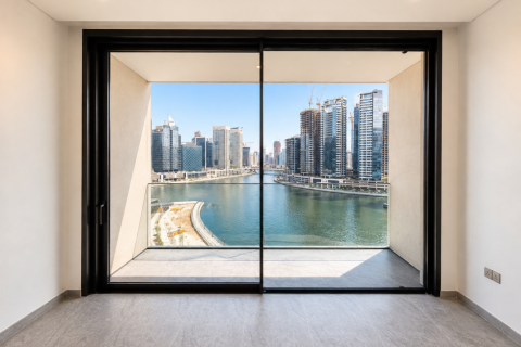 3 bedrooms Apartment in Dubai, UAE No. 205767 8