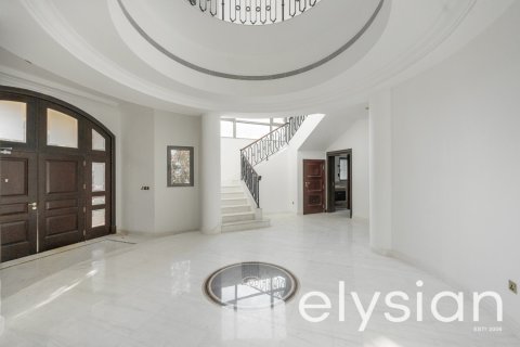 Вилла с 5 спальнями в Signature Villas, ОАЭ №64670 10