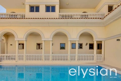 Вилла с 5 спальнями в Signature Villas, ОАЭ №64670 3