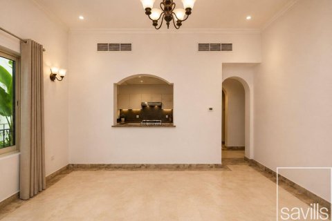 Вилла с 4 спальнями в Jumeirah Islands, ОАЭ №217383 10