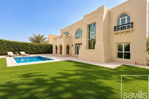 Вилла с 4 спальнями в Jumeirah Islands, ОАЭ №217383