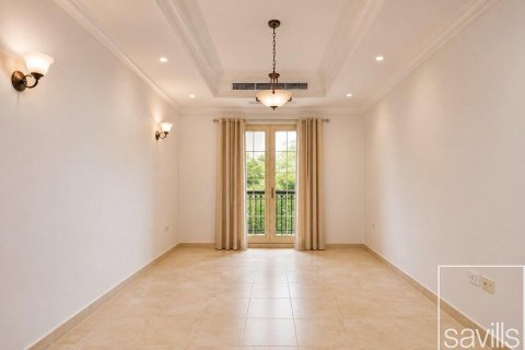 Вилла с 4 спальнями в Jumeirah Islands, ОАЭ №217383 14