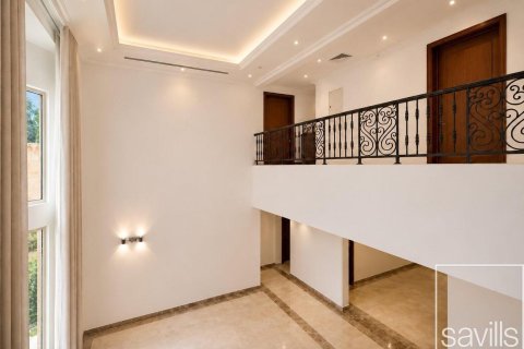 Вилла с 4 спальнями в Jumeirah Islands, ОАЭ №217383 6
