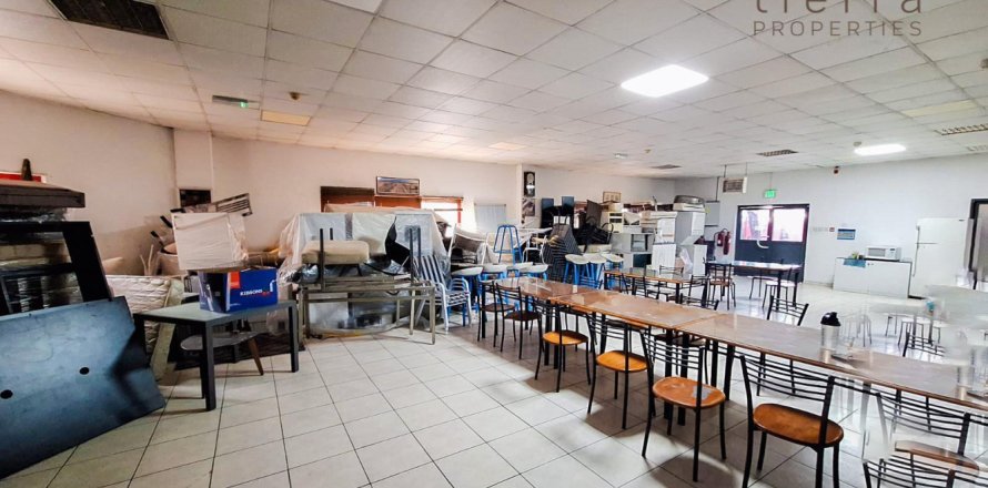 213.7m² Warehouse in Ras Al Khor Industrial, UAE No. 22113