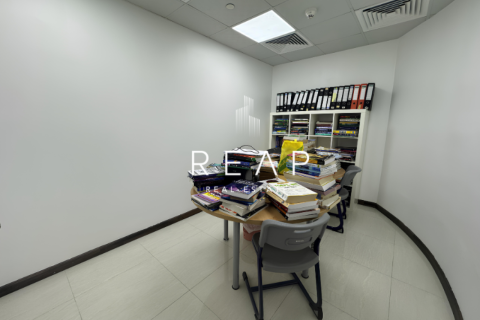 126.9m² Office in Lake Almas West, UAE No. 28941 9