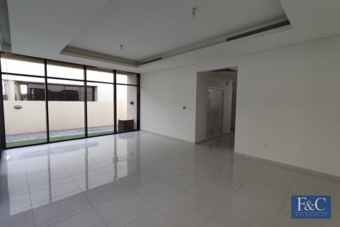 3 bedrooms Villa in DAMAC Hills (Akoya by DAMAC), UAE No. 153874