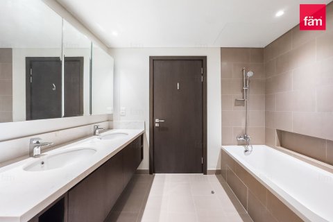 Apartment de 3 dormitorios en Dubai, UAE No. 223774 12