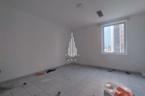 Appartement de 4 chambres à Khalifa Street, UAE No. 49721 18