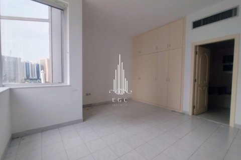 Appartement de 4 chambres à Khalifa Street, UAE No. 49721 7
