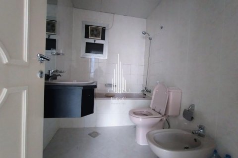 Appartement de 4 chambres à Khalifa Street, UAE No. 49721 15