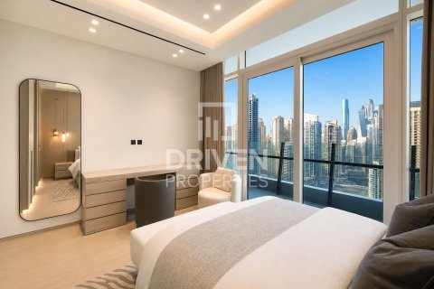 Penthouse de 5 dormitorios en Silverene, UAE No. 204765 13