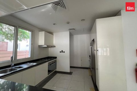 3 bedrooms Villa in Dubai, UAE No. 219062 6