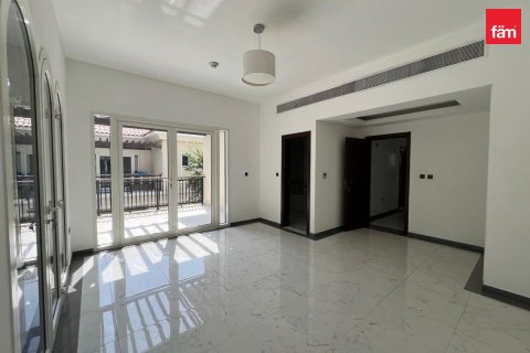 3 bedrooms Villa in Dubai, UAE No. 219062 10