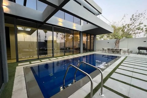 Villa de 4 dormitorios en Tilal City, UAE No. 10908 7