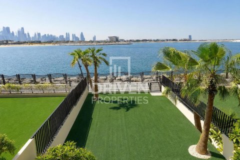 Townhouse de 3 dormitorios en Jumeirah, UAE No. 215199 28