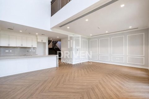Townhouse de 3 dormitorios en Jumeirah, UAE No. 215199 7