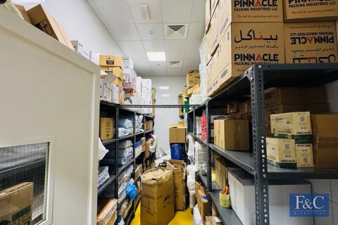 Warehouse de 818m² en Al Quoz Industrial Area, UAE No. 153810 13