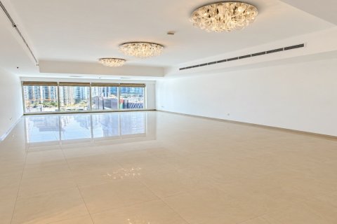 Apartment de 2 dormitorios en Emirates Crown, UAE No. 218819