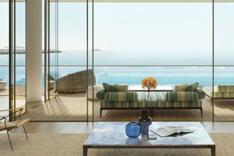 5 bedrooms Villa in Jumeirah Islands, UAE No. 153511