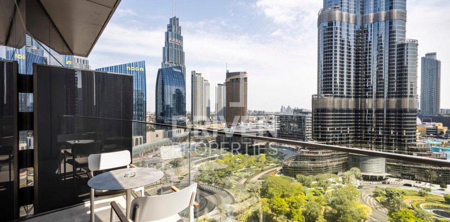 Apartment de 3 dormitorios en The Address Residences Dubai Opera, UAE No. 217558
