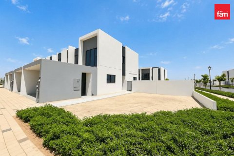 Villa de 4 dormitorios en Dubai, UAE No. 216941