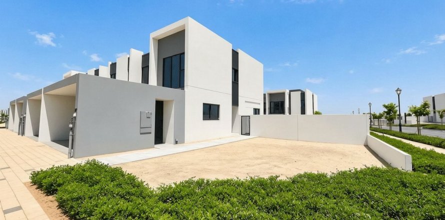Villa de 4 dormitorios en Dubai, UAE No. 216941
