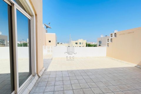5 غرفة نوم  فيلا في Muroor Area, الإمارات العربية المتحدة رقم 75919 31