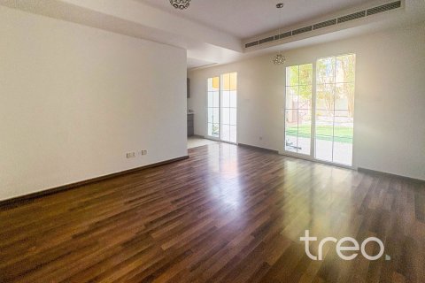 2 bedrooms Villa in Arabian Ranches, UAE No. 220913 6