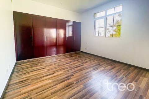 2 bedrooms Villa in Arabian Ranches, UAE No. 220913 10