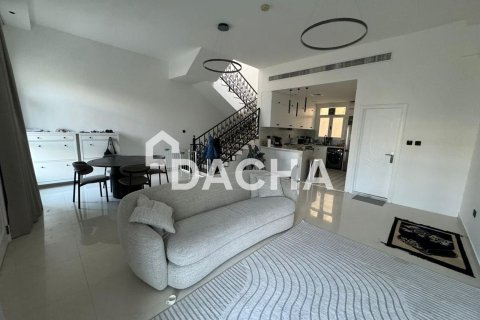 3 bedrooms Townhouse in Liwan, UAE No. 167670 3