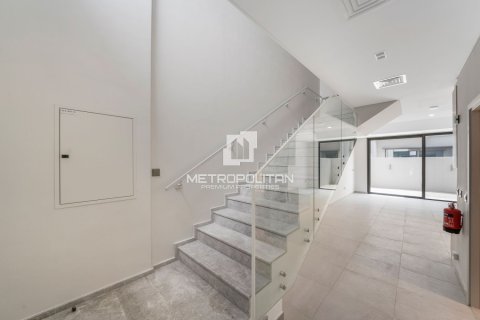 Townhouse de 3 dormitorios en District 7, UAE No. 77589 6