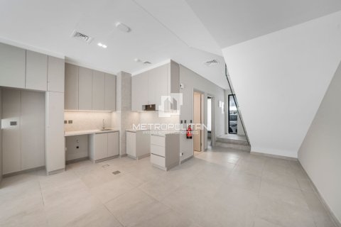Townhouse de 3 dormitorios en District 7, UAE No. 77589 5