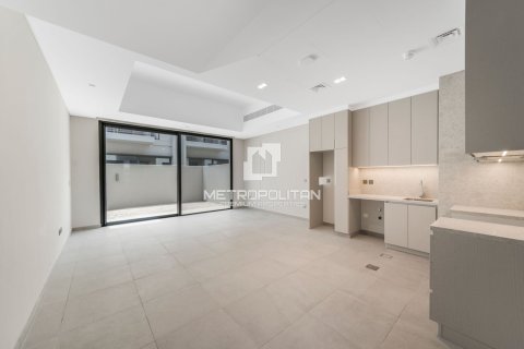 Townhouse de 3 dormitorios en District 7, UAE No. 77589 3