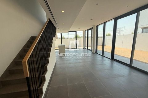 Villa de 4 dormitorios en Arabian Ranches 3, UAE No. 129342 3